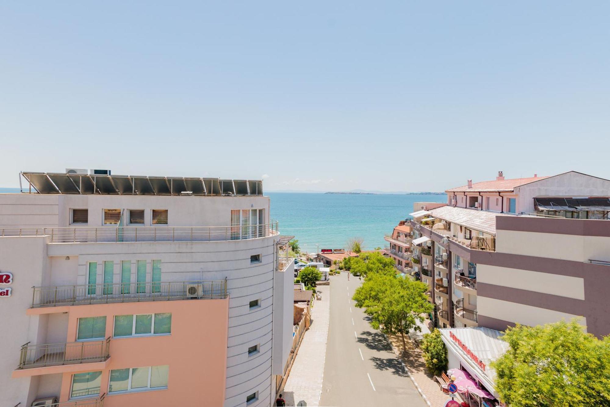 Black Sea Apartments Sveti Vlas Eksteriør billede
