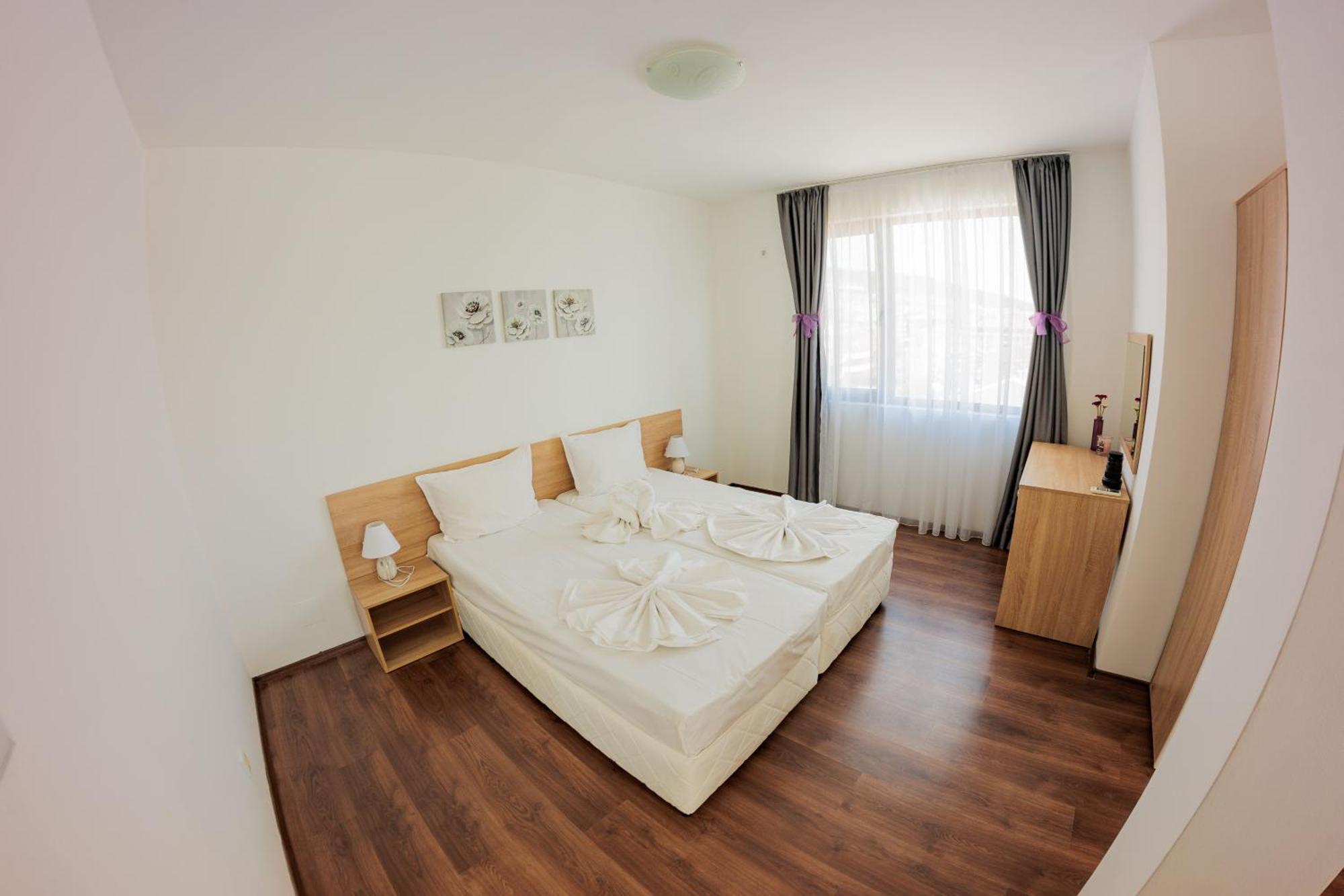 Black Sea Apartments Sveti Vlas Eksteriør billede