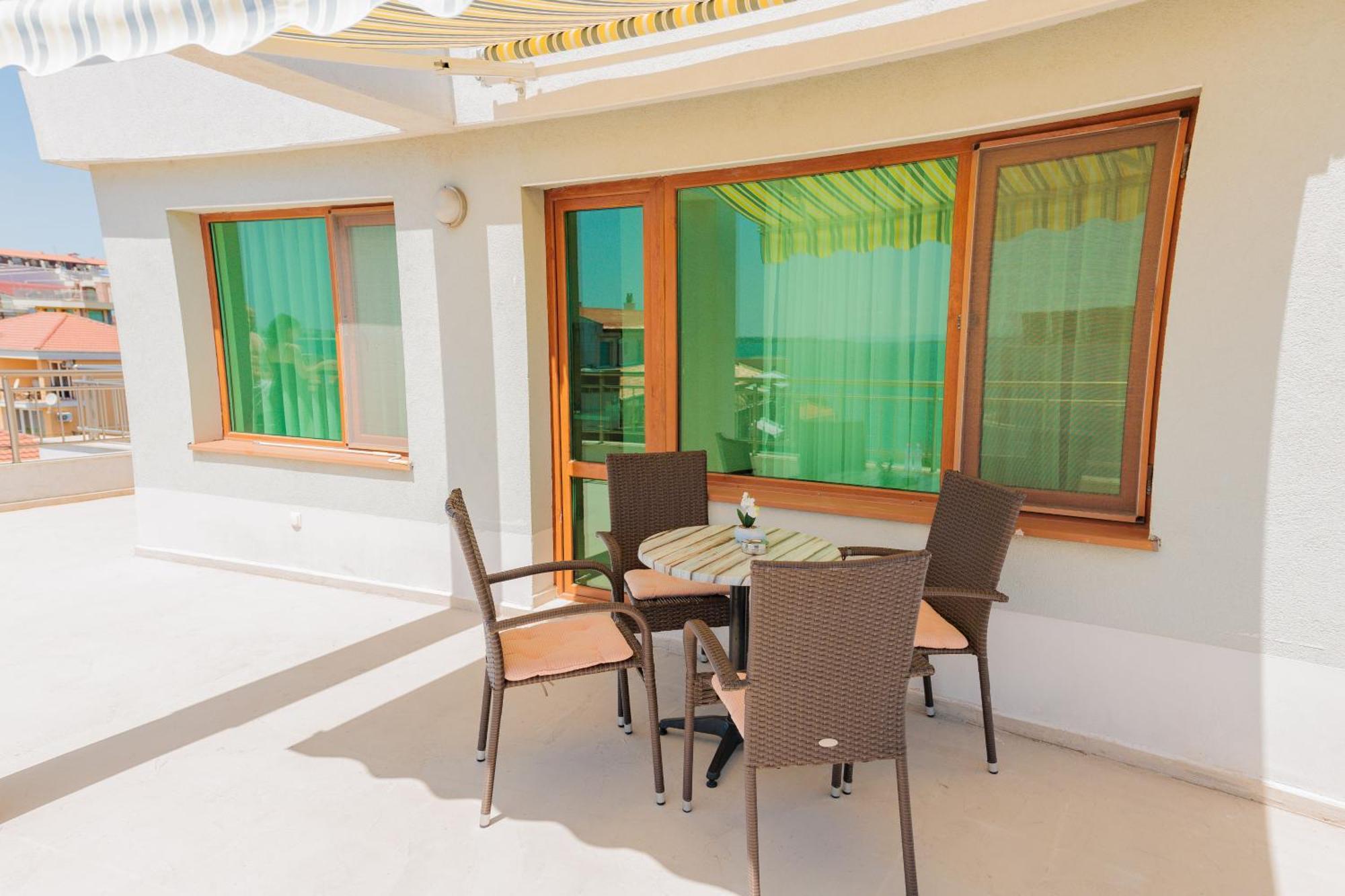 Black Sea Apartments Sveti Vlas Eksteriør billede
