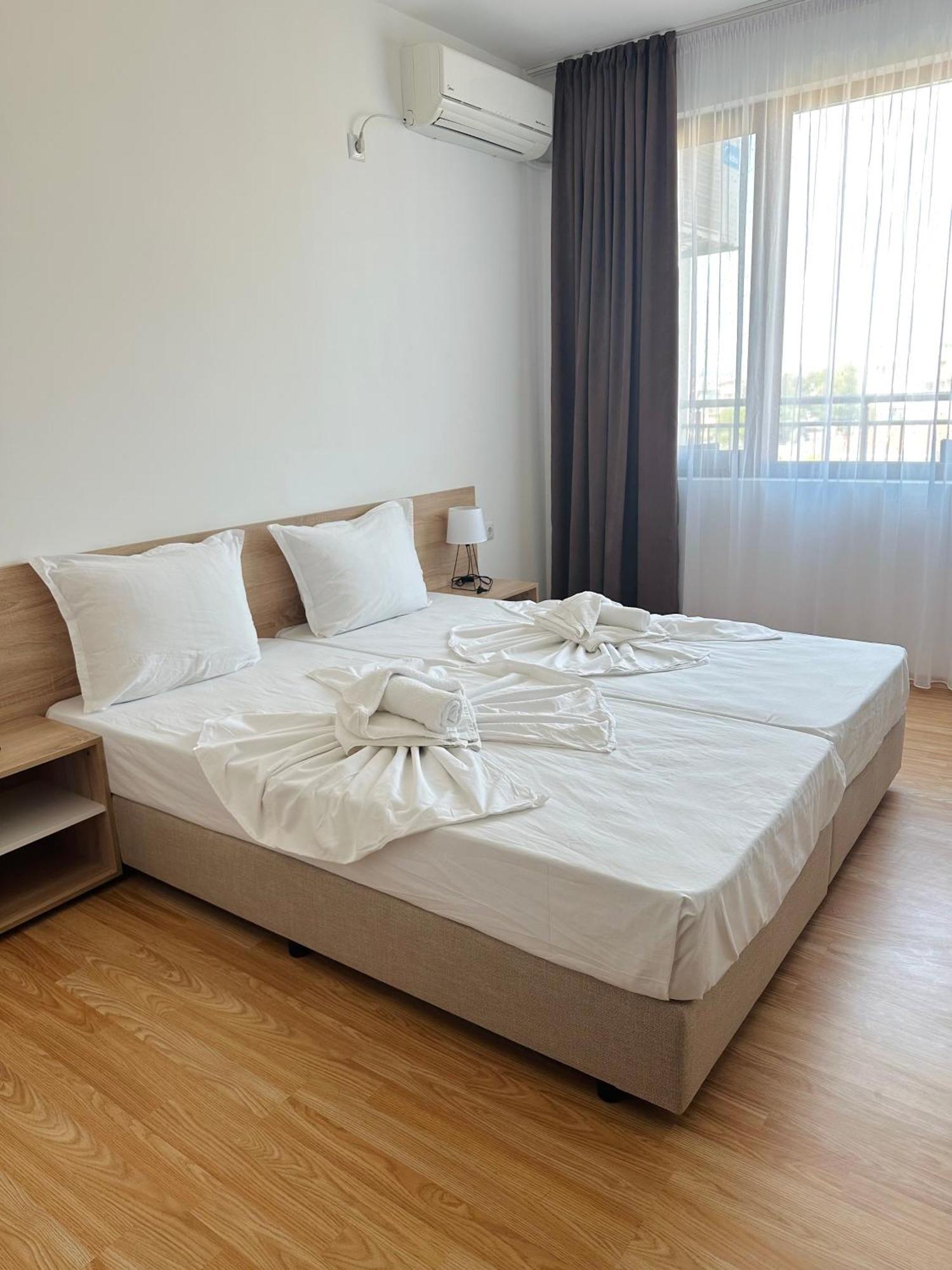 Black Sea Apartments Sveti Vlas Eksteriør billede